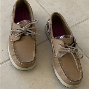 Boat shoes